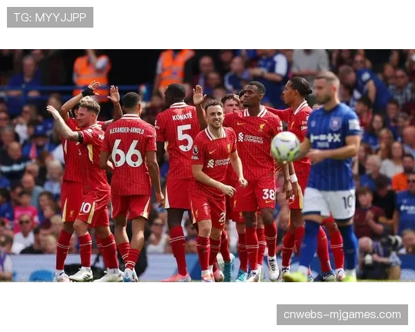 巴黎圣日耳曼总比分4-0完胜利物浦，法甲冠军强势晋级